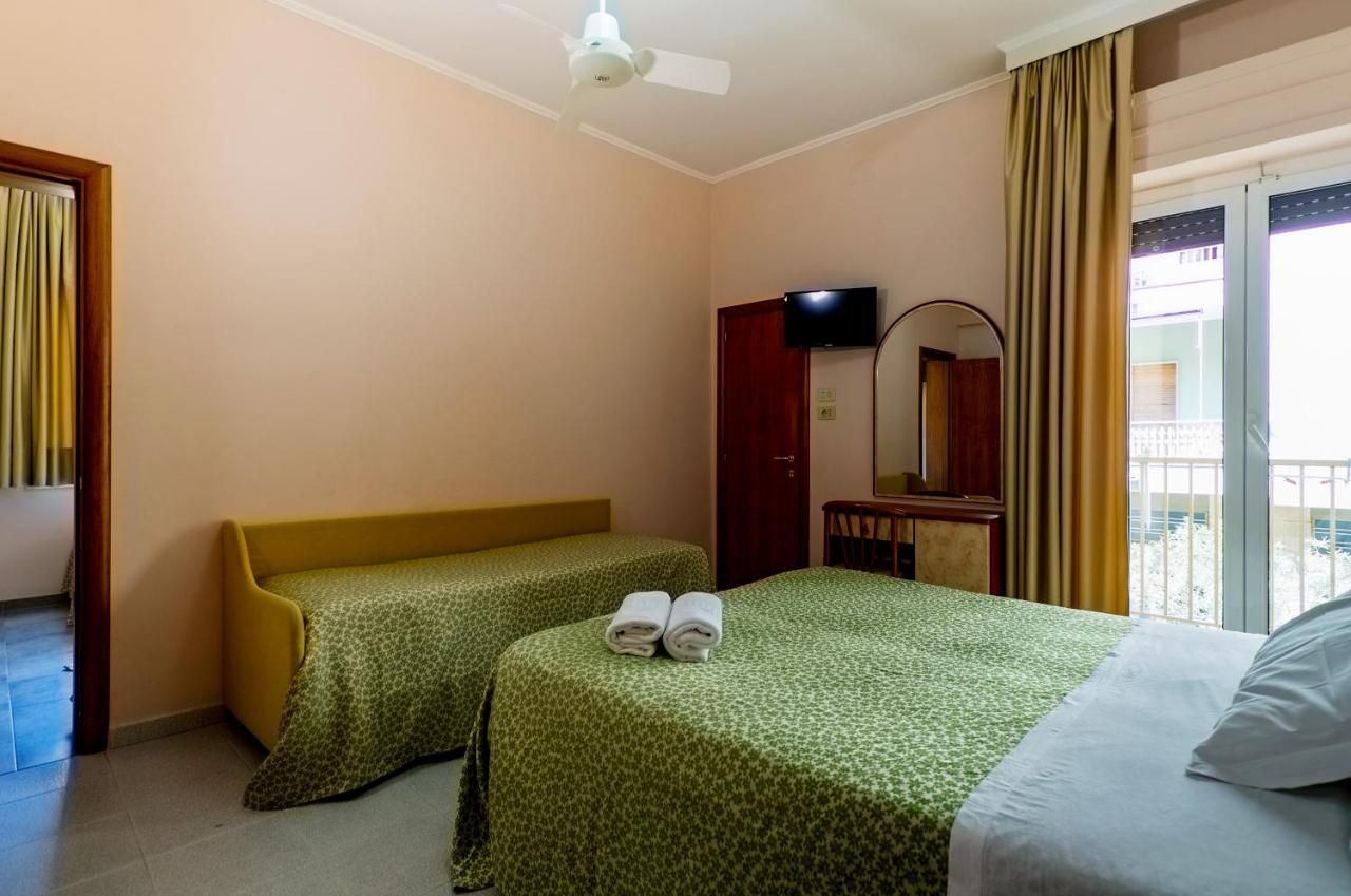 Hotel Miramare - Silvi Marina Eksteriør bilde