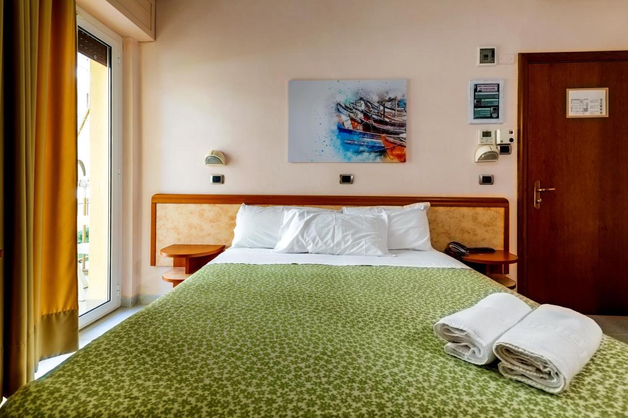 Hotel Miramare - Silvi Marina Eksteriør bilde